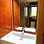 Kinnaird Lodges - Bealach lodge with hot tub