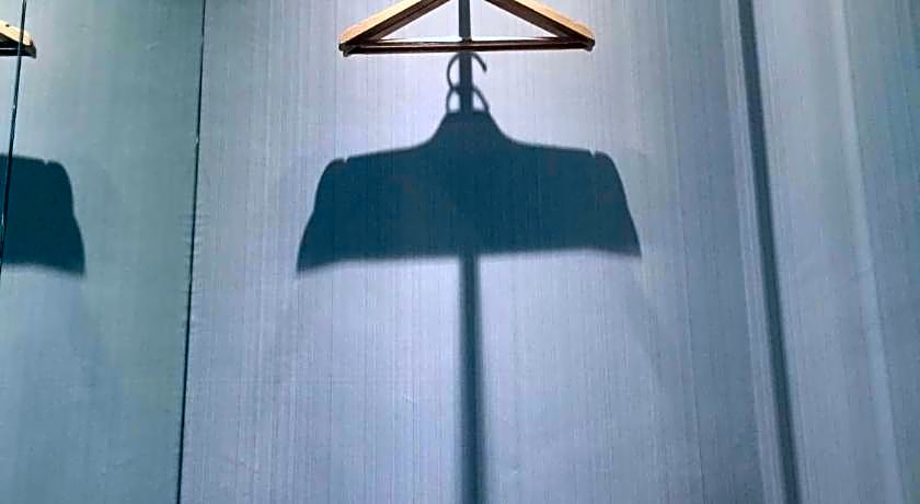 All-Ur Chain Boutique Motel