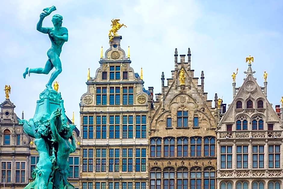 Holiday Inn Express Antwerp - City Centre By IHG