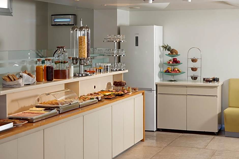 Kouros Art Hotel (Adults Only)