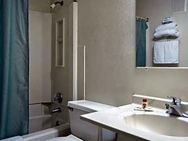 Super 8 by Wyndham Cedar Rapids
