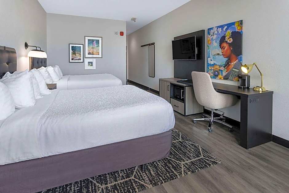 La Quinta Inn & Suites by Wyndham Maricopa - Copper Sky