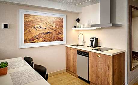 Valhalla Hotel & Conference Centre