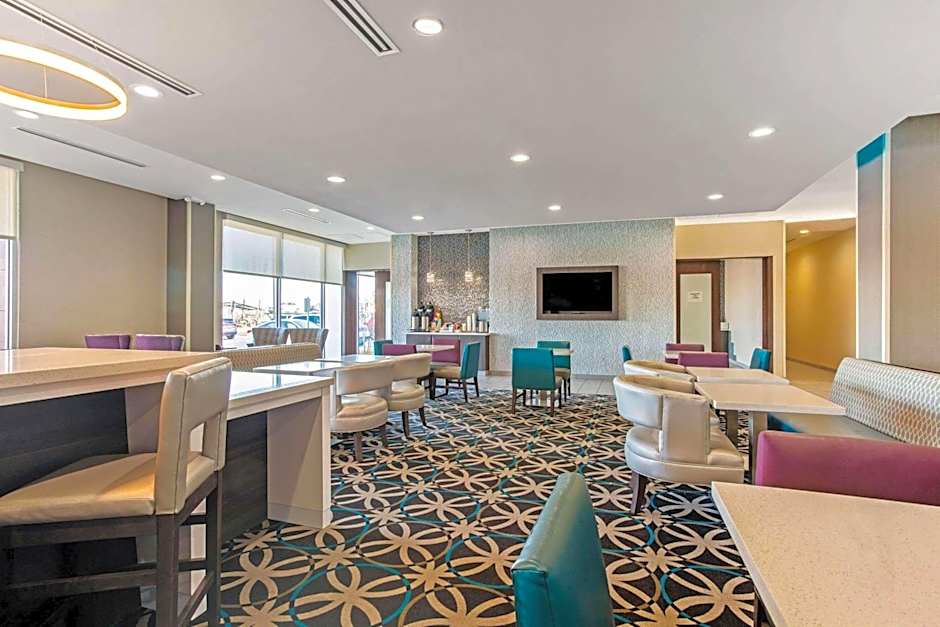 La Quinta Inn & Suites by Wyndham Sweetwater East