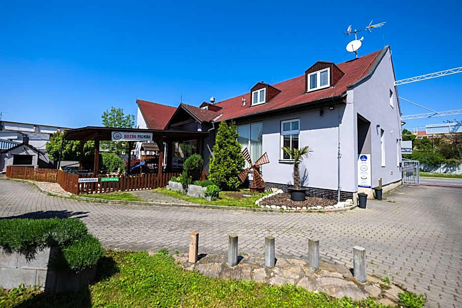 Hotel & SPA centrum PALMIRA