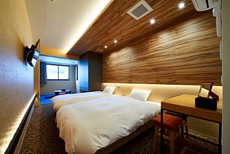 Japanese-Style Room
