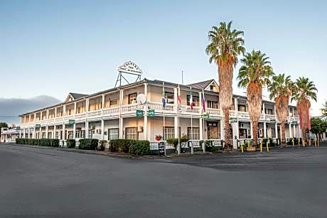 Karoo Country Inn