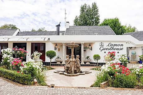 Lamon Guesthouse