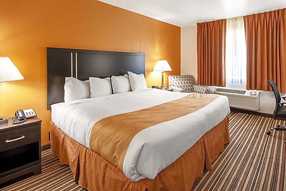 Quality Inn Dodge City