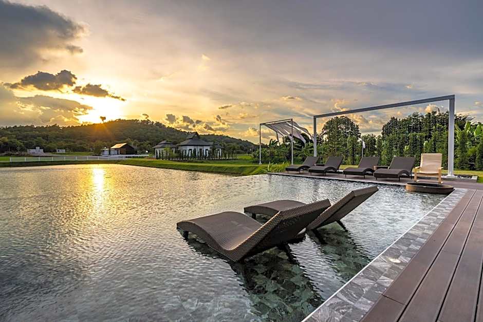 Pim Pool Villa Nan