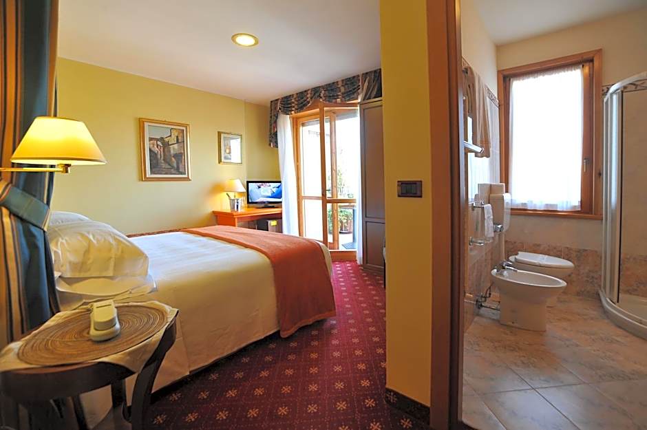 Hotel Ferrari