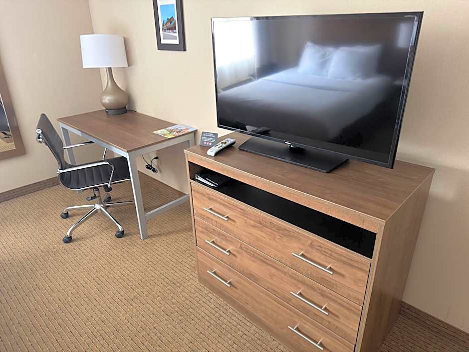 Wingate by Wyndham Utica