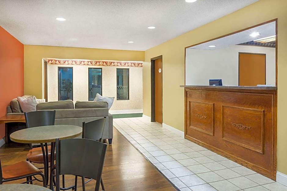 Baymont by Wyndham Huber Heights Dayton