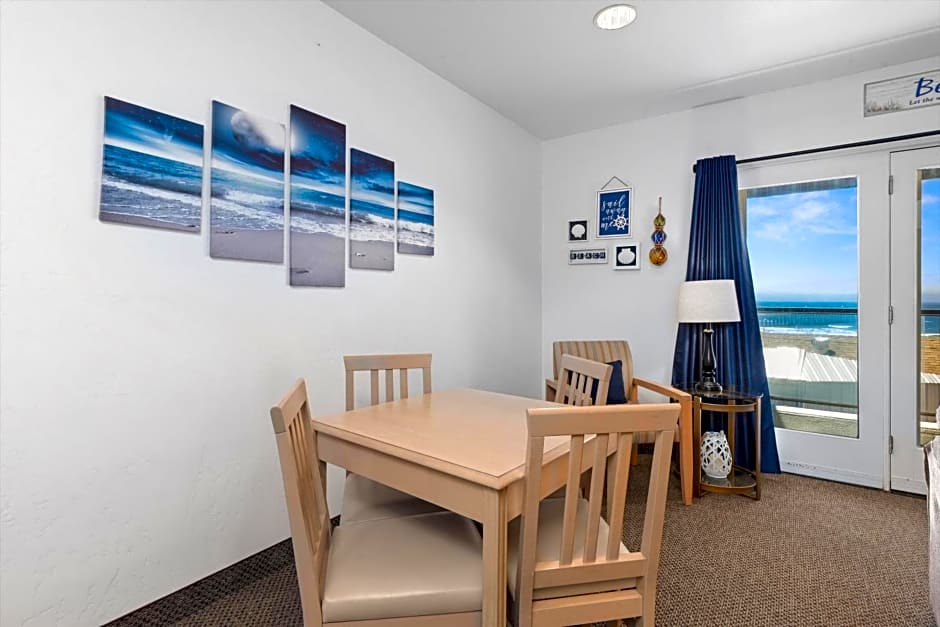 Beach House Inn & Suites