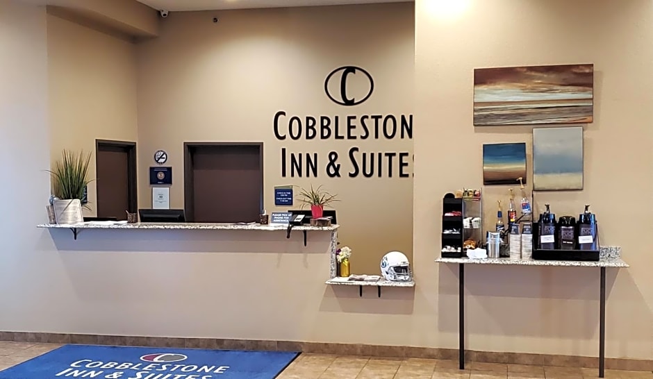 Cobblestone Inn & Suites - Maryville