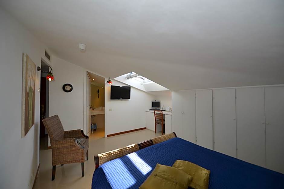 Photo 1 of 6 of Attic
