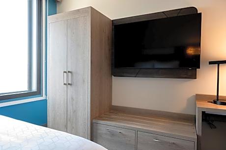 Standard Queen Room - Disability Access