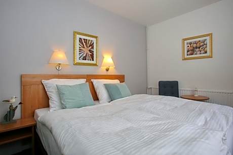 Double Room with Shower