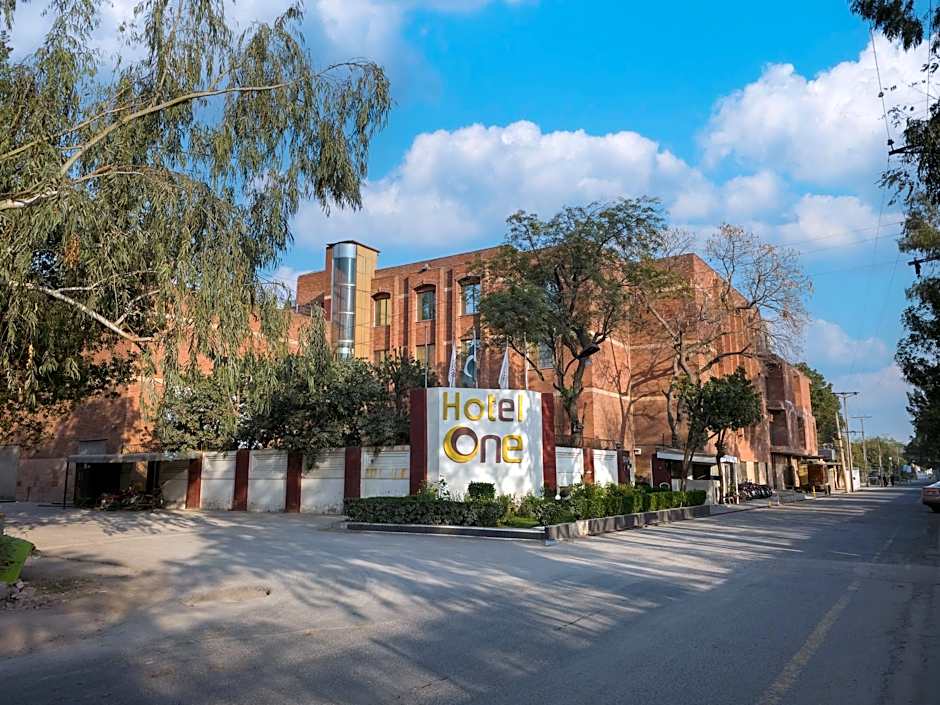 Hotel One Faisalabad
