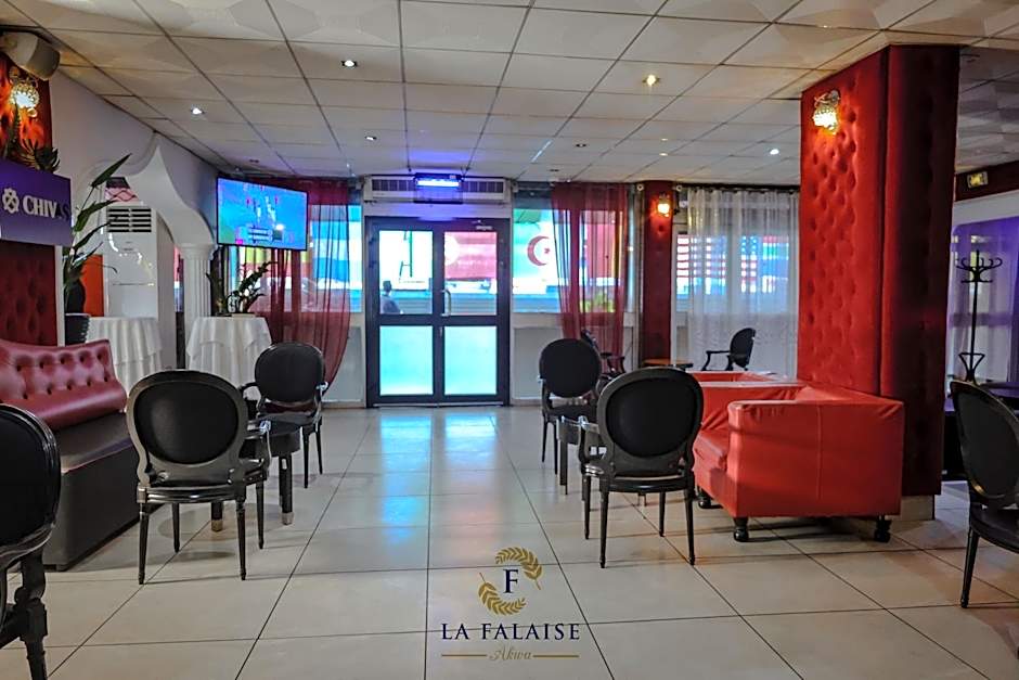 Hotel Résidence La Falaise
