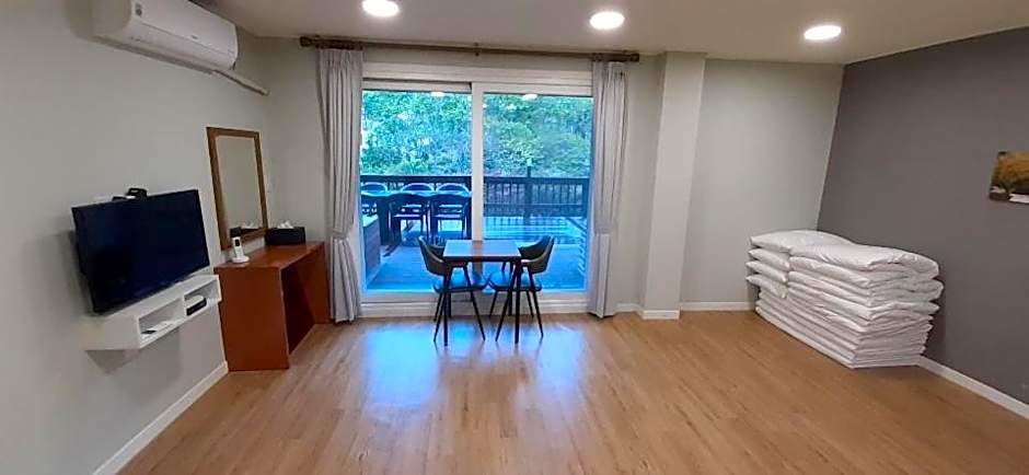 Hotel Jirisan Haetsal