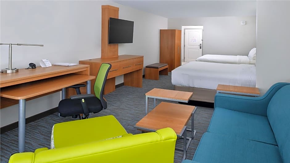 Holiday Inn Express & Suites Lexington Midtown By IHG