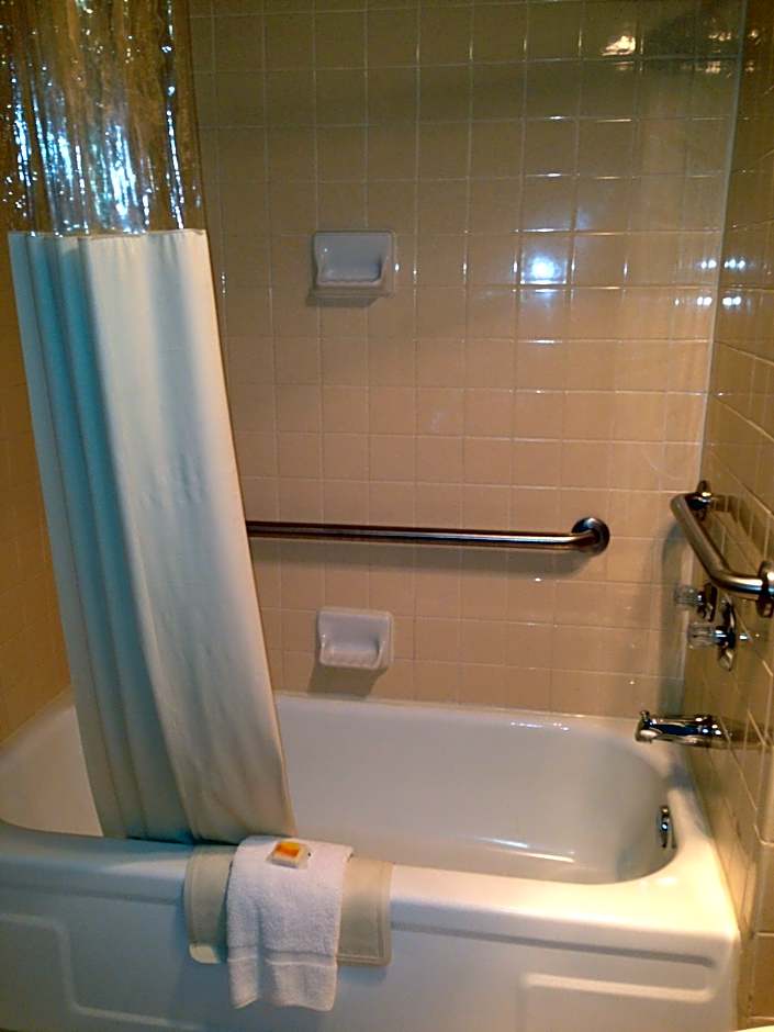 Executive Inn