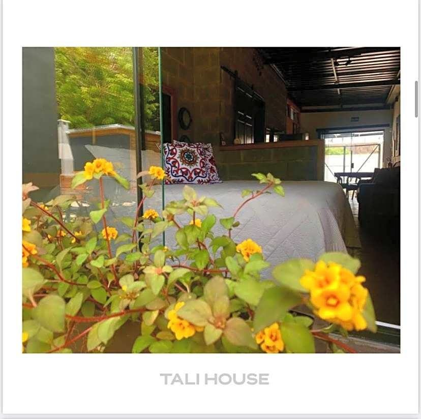 TALI HOUSE - Casa Hotel