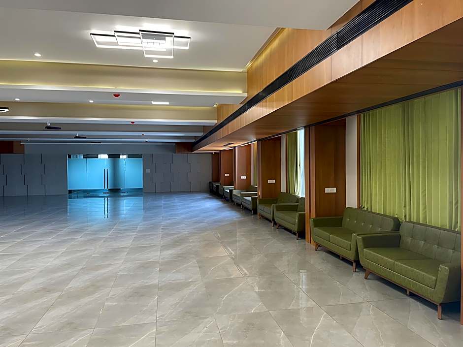 Hotel Maple Tree Inn – Mehsana, TN