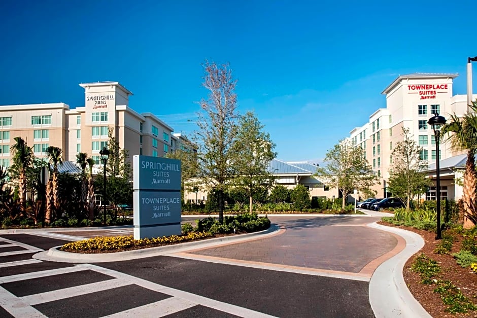 SpringHill Suites by Marriott Orlando at FLAMINGO CROSSINGS Town Center-Western Entrance