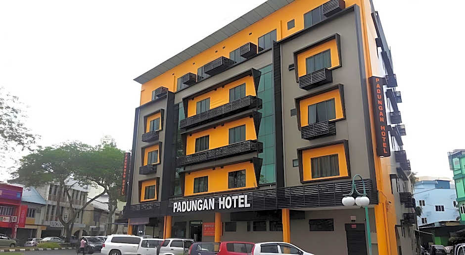 Padungan Hotel