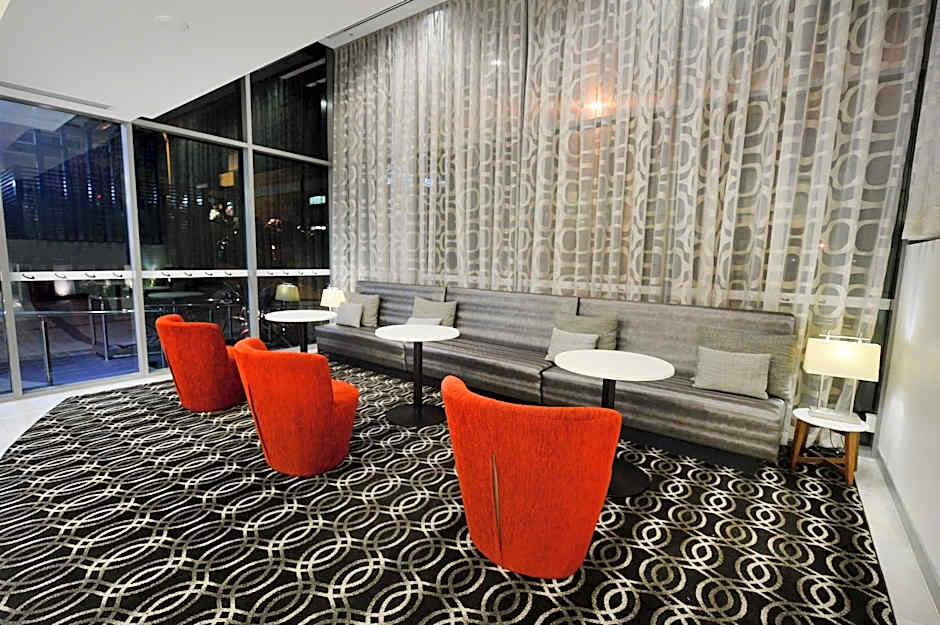 Oaks Gladstone Grand Hotel