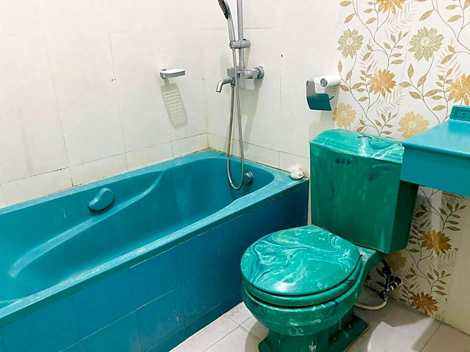 Just 11 Boutique Syariah Mitra RedDoorz near UGM Yogyakarta