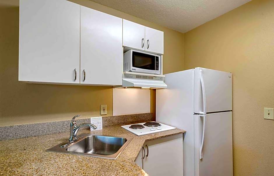 Extended Stay America Suites - Elizabeth - Newark Airport