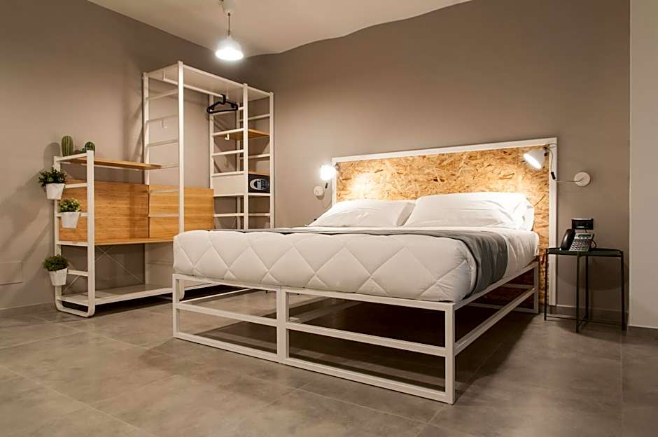 IRON Hotel by Residence Moderno