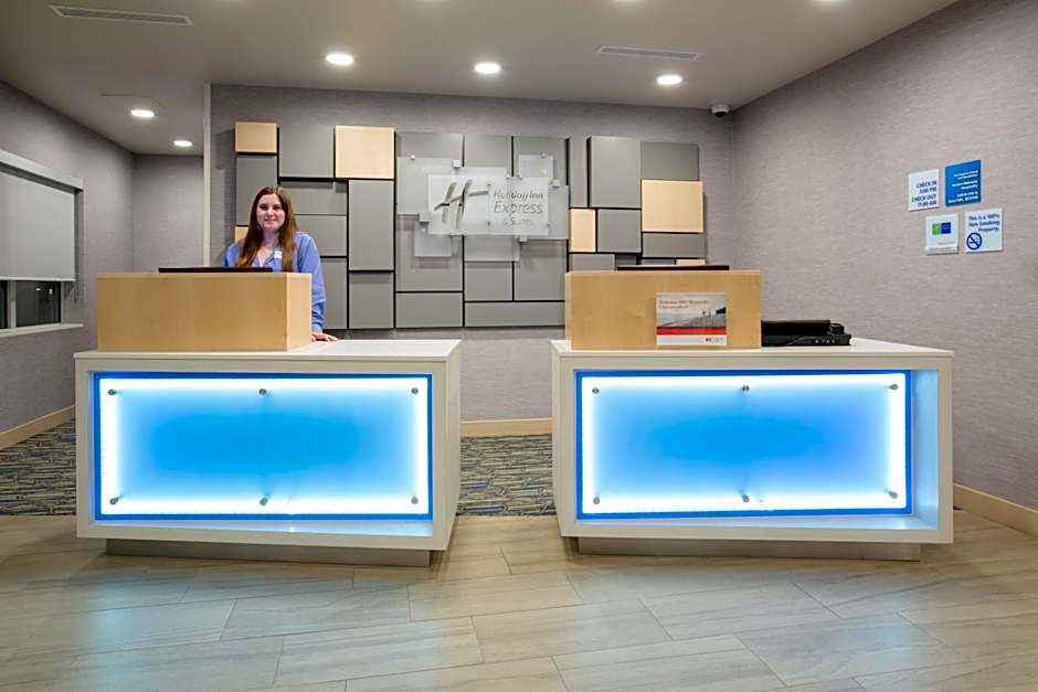 Holiday Inn Express & Suites Lincoln I - 80 By IHG