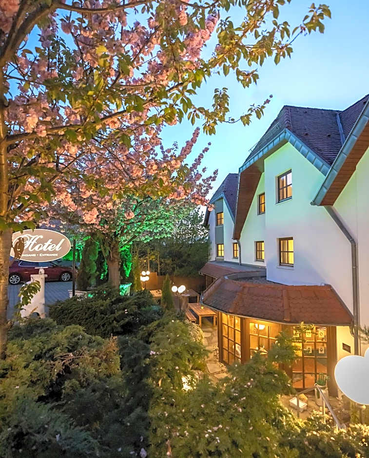Hotel & Restaurant Zum Reussenstein