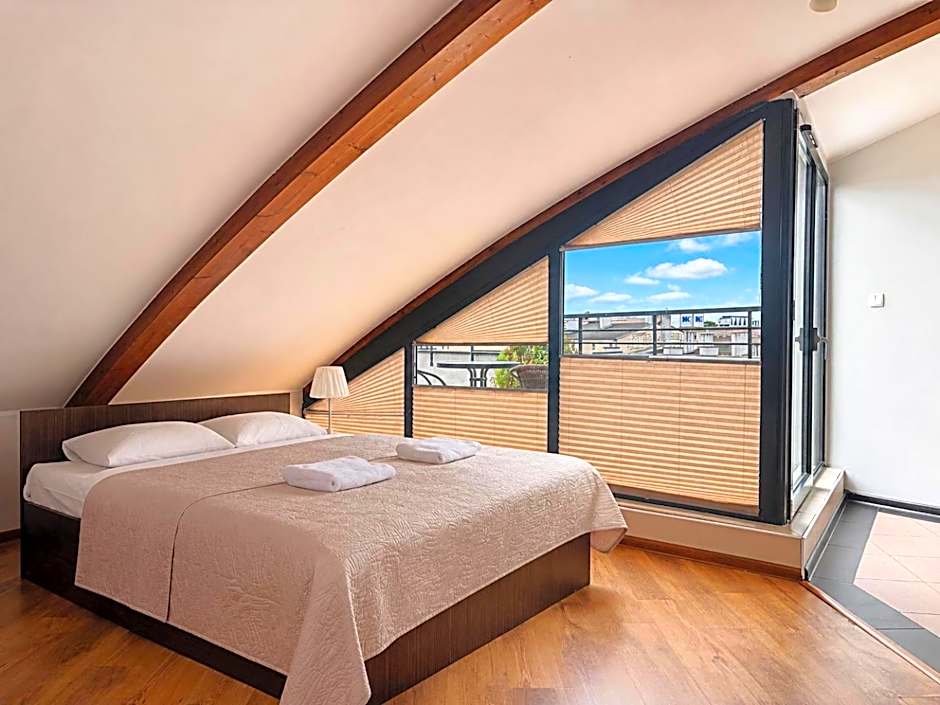 MARGI City Aparthotel