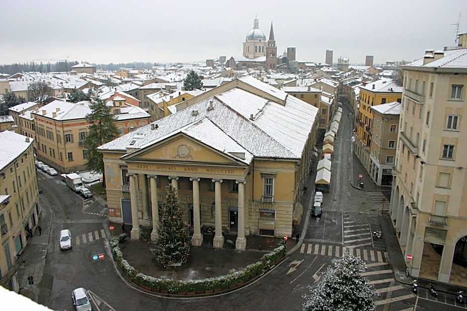 Hotel Italia City Center