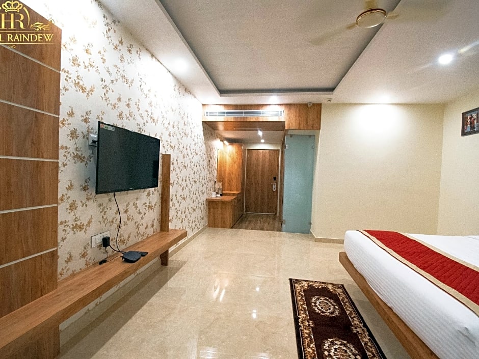 HOTEL RAINDEW