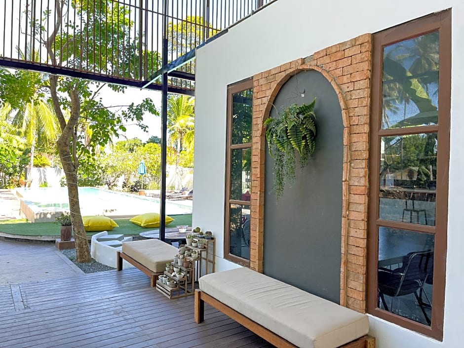 The Living Pool Villas