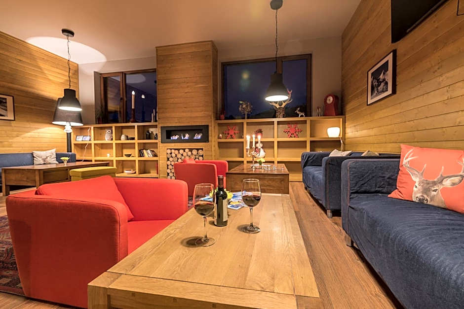 White Lavina - Ski, Bike, Hike