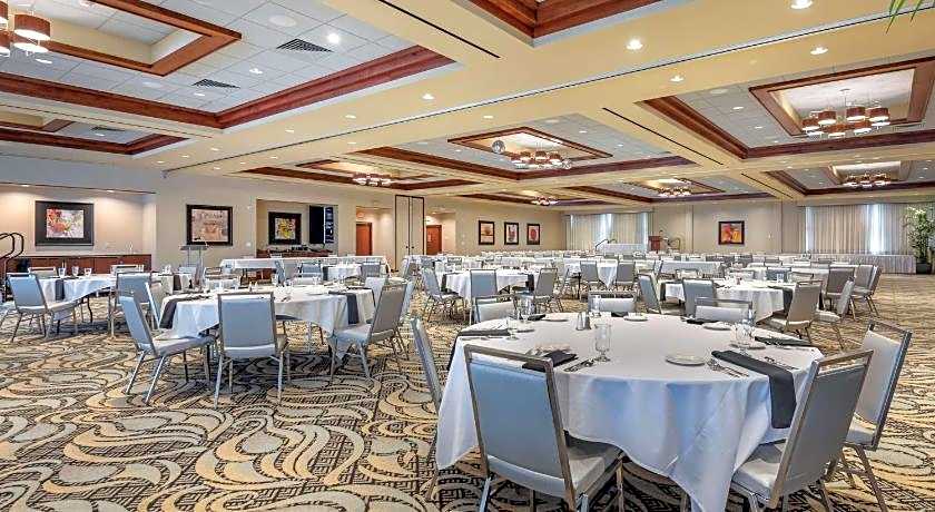 Best Western Plus Oswego Hotel and Conference Center