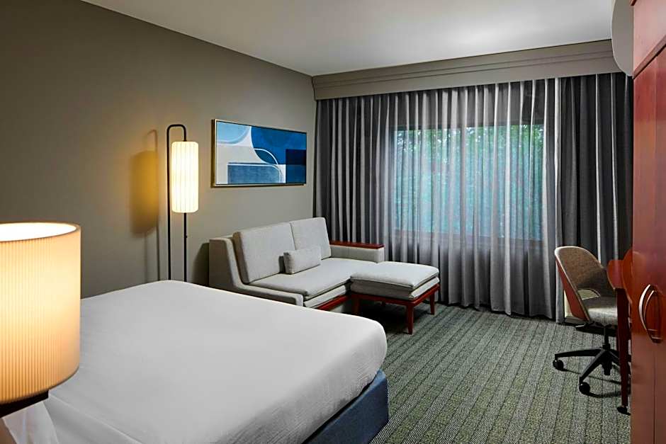 Courtyard by Marriott Waldorf