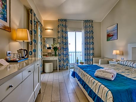 Superior Triple Room with Balcony and Sea View