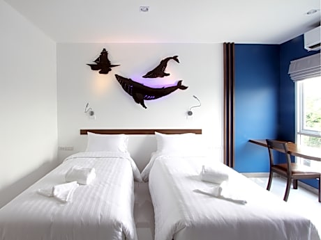 Standard Twin Bed
