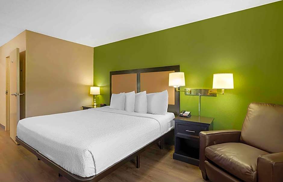 Extended Stay America Suites - St. Petersburg - Clearwater - Executive Dr.