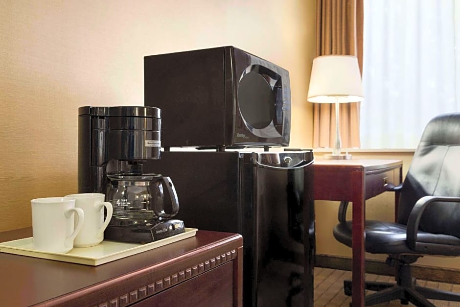 Travelodge by Wyndham Toronto East