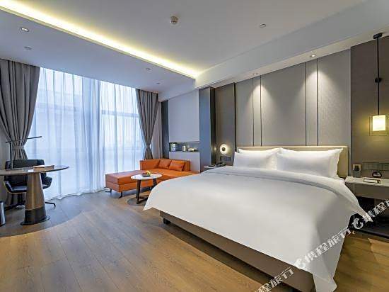 Ningbo Bochen Man Yue Hotel