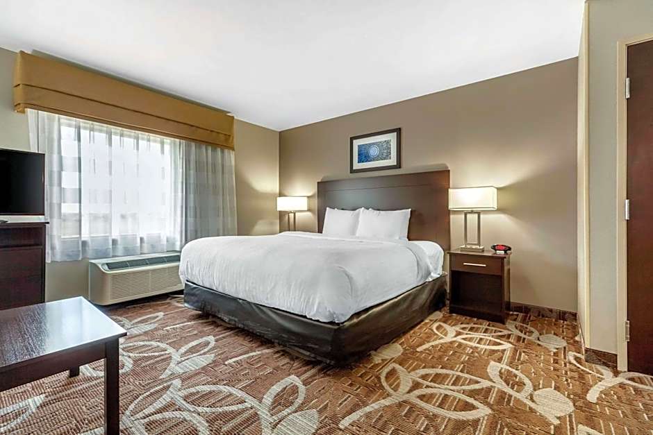 MainStay Suites Lincoln University Area